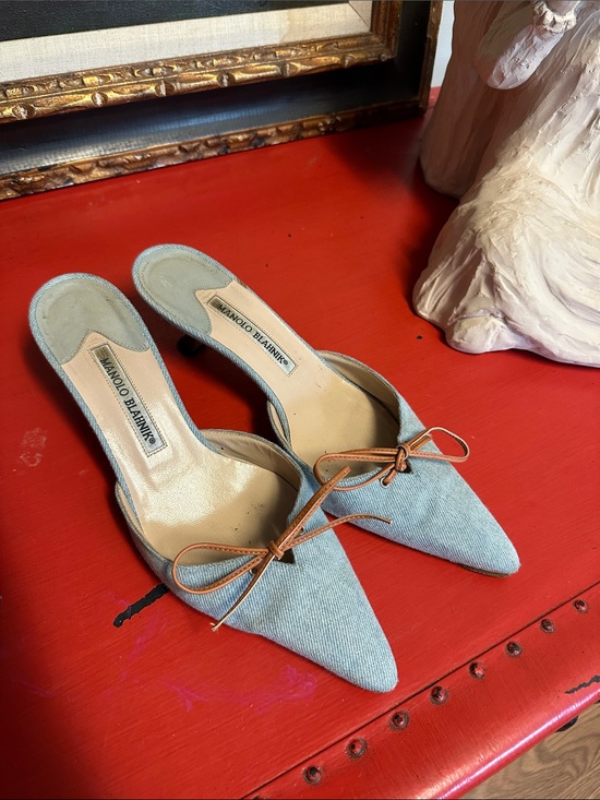 Manolo Blahnik Shoes - Manolo Blahnik Vintage Light Blue Denim Pointed Toe Mules with Brown Leather Bow